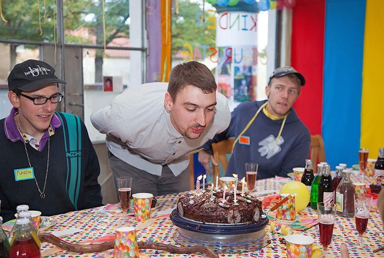 content/Works/2012/(1)Kindergeburtstag